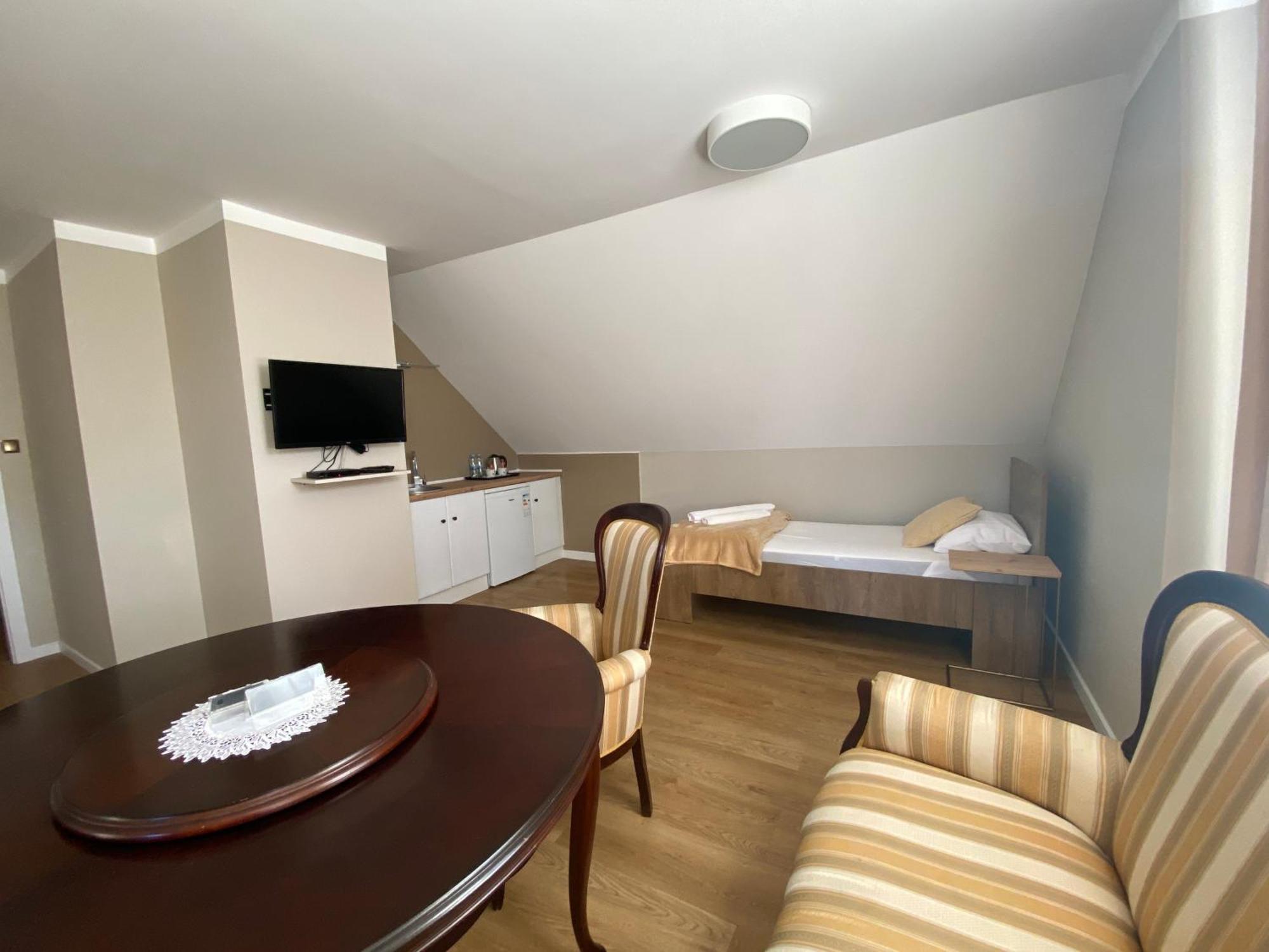 Hotel Kamil Kwidzyn Exterior photo